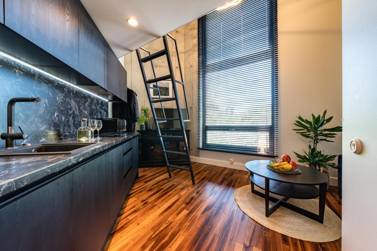 Dream Stay - Modern City Centre Lofts With Self Check-In Tallinn Exterior photo
